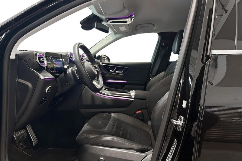 Mercedes GLC300 bild 8