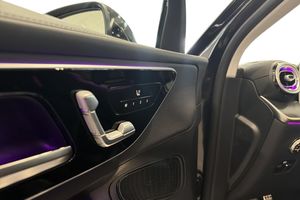 Mercedes GLC300 bild 14