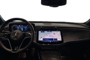 Mercedes E300 bild 9