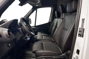 Mercedes e-Sprinter bild 9