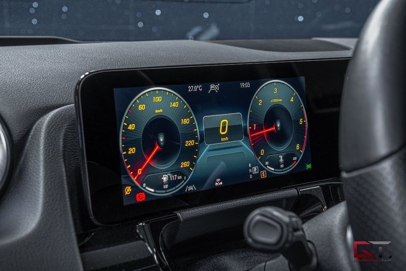Mercedes GLA220 bild 12