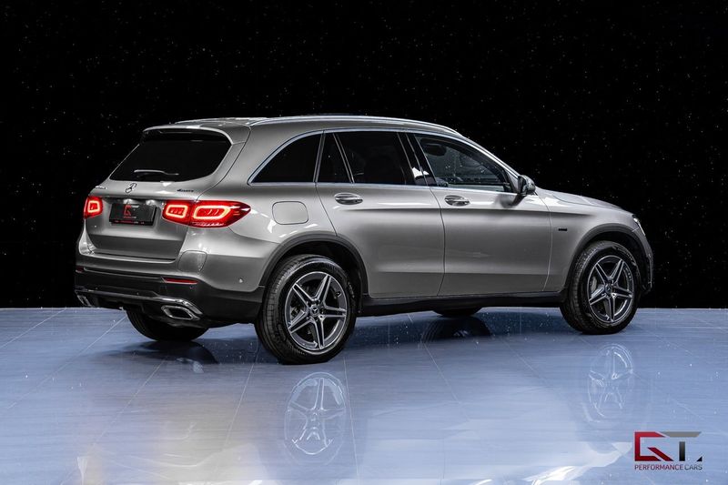 Mercedes GLC300 bild 9
