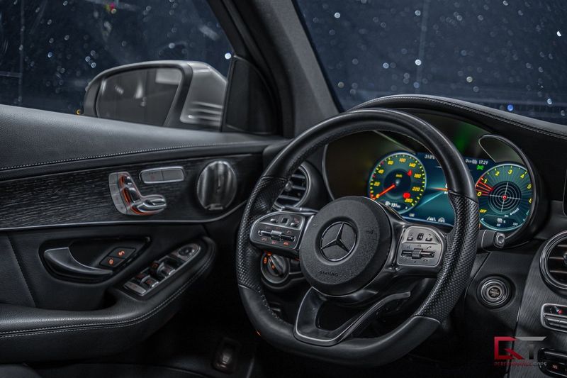 Mercedes GLC300 bild 21