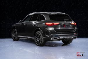 Mercedes GLC300 bild 6