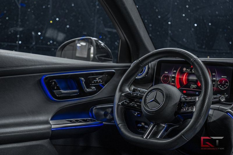 Mercedes GLC300 bild 19
