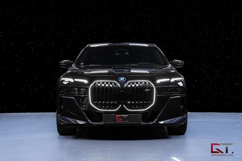 BMW M760 bild 3