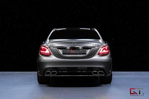 Mercedes C63 AMG bild 8