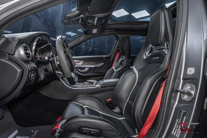 Mercedes C63 AMG bild 14