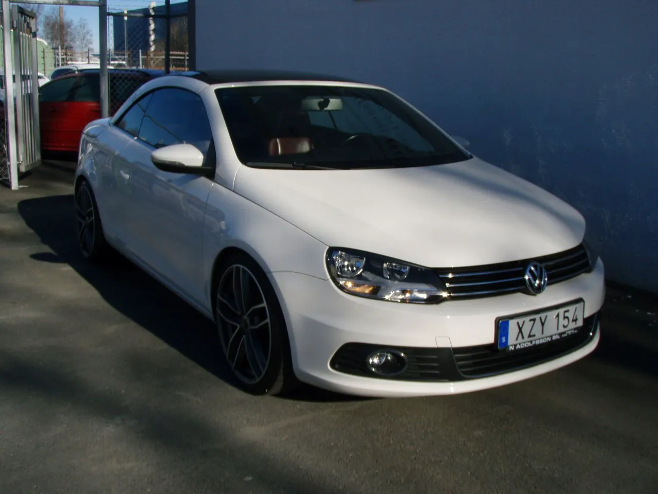 Vehicle image 6