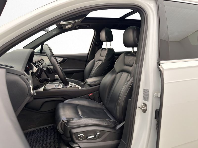 Audi SQ7 bild 18