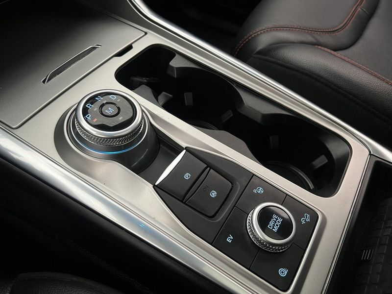 Ford Explorer bild 35