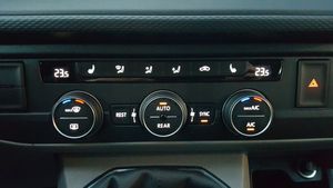 Volkswagen Caravelle bild 16
