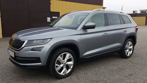 Skoda Kodiaq 2.0 TSI 180hk DSG 4x4 Businessline Skinn Drag Värmare - 2018