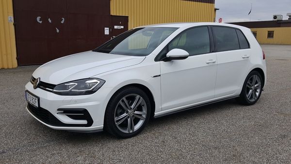 Volkswagen Golf GT 1.5 TSI 150hk R-Line Backkamera CarPlay/Android Drag - 2020