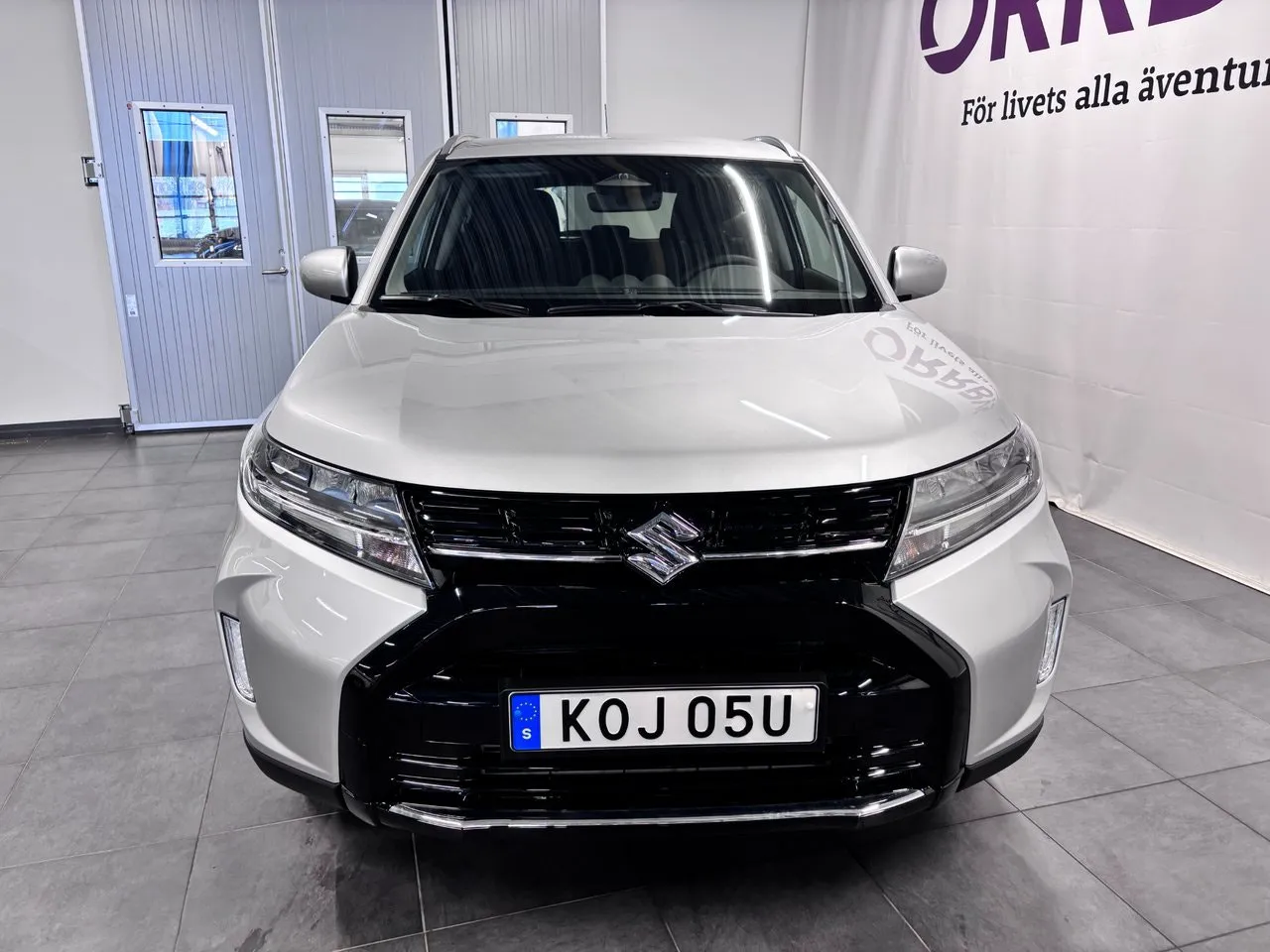 Vehicle image 1