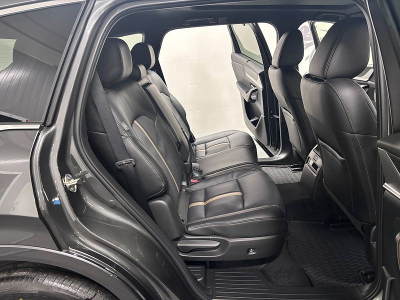 Mazda CX-80 bild 16