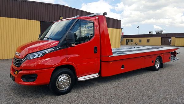 Iveco Daily 72C18 Automat Bärgningsbil Flakbärgare Omg leverans - 2024
