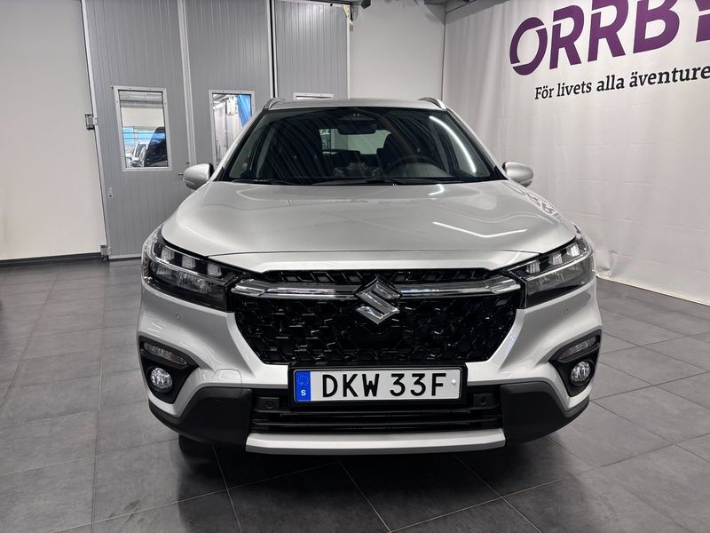 Suzuki S-CROSS bild 2