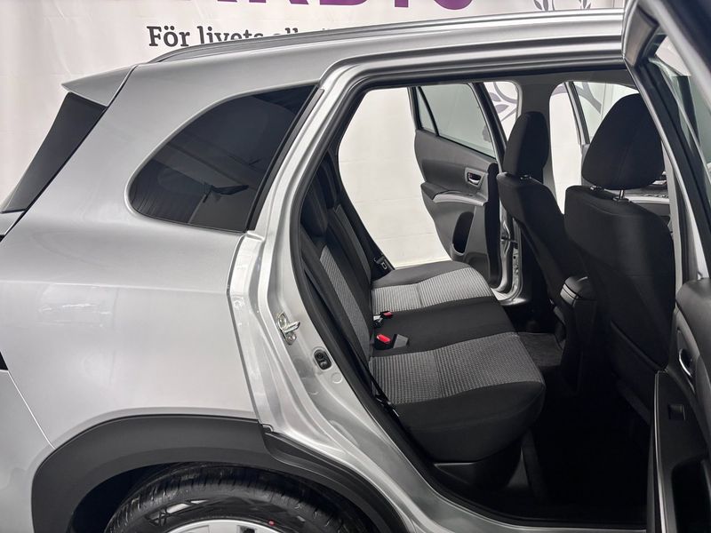 Suzuki S-CROSS bild 13