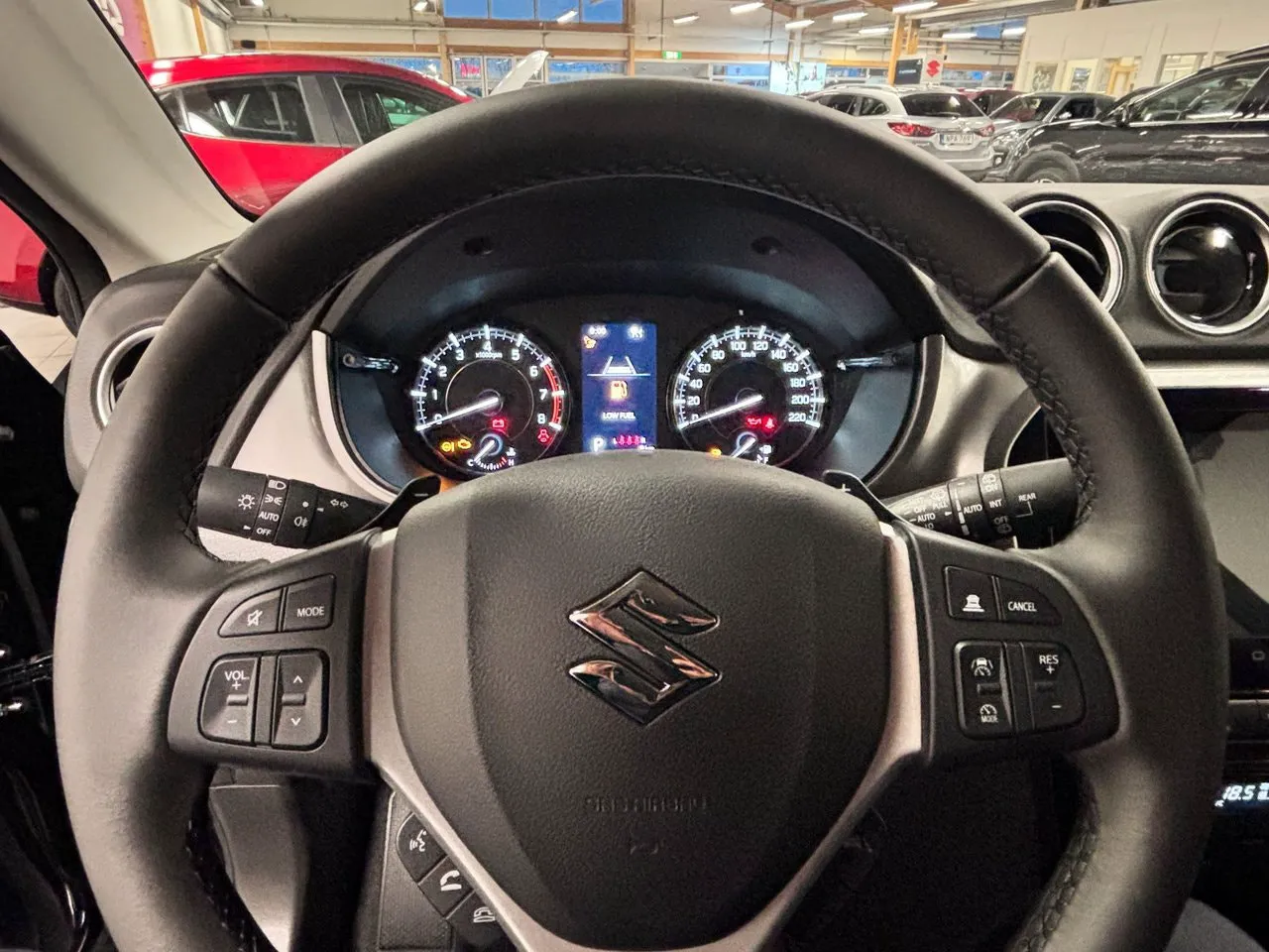 Vehicle image 9