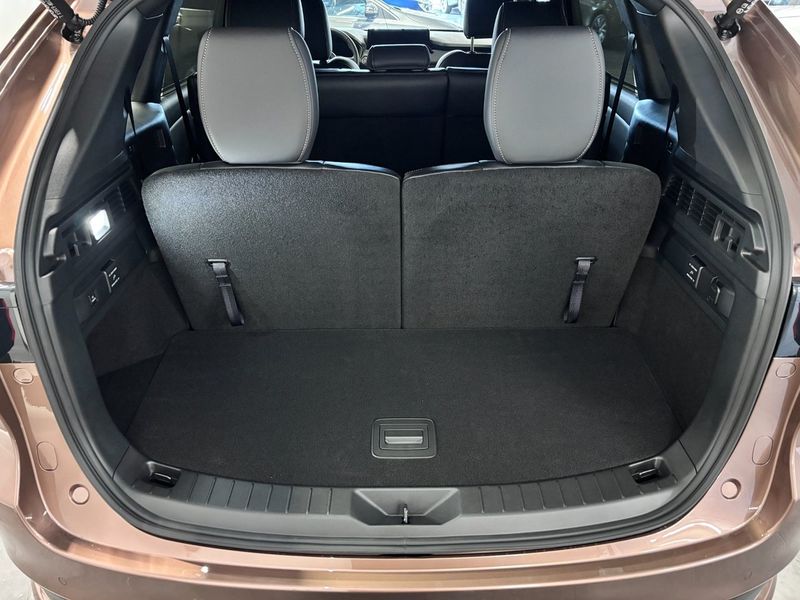 Mazda CX-80 bild 16