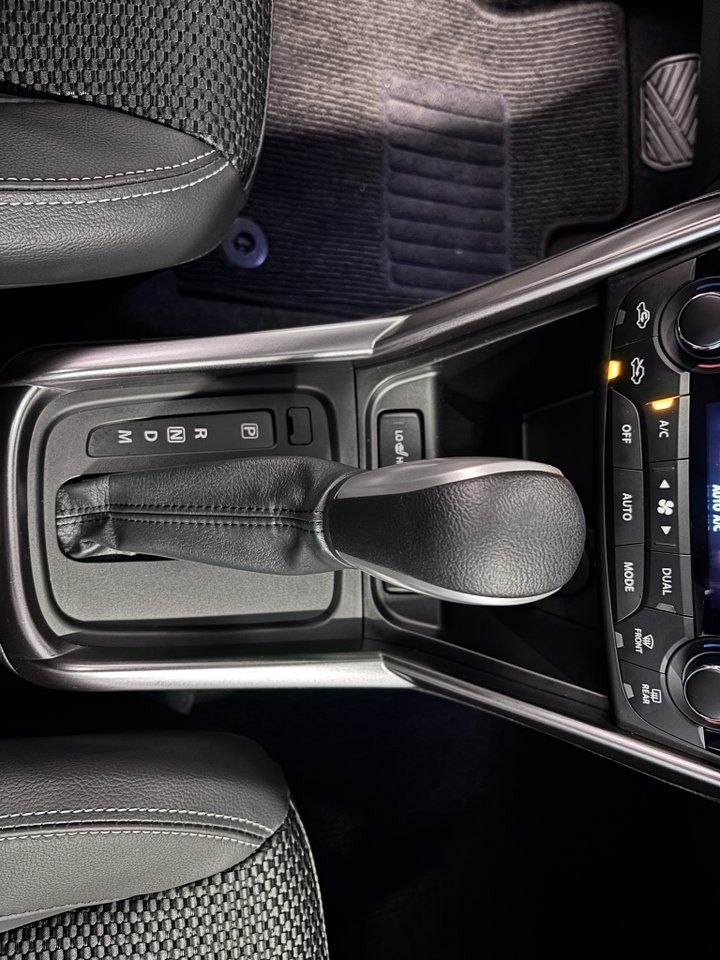 Suzuki S-CROSS bild 10