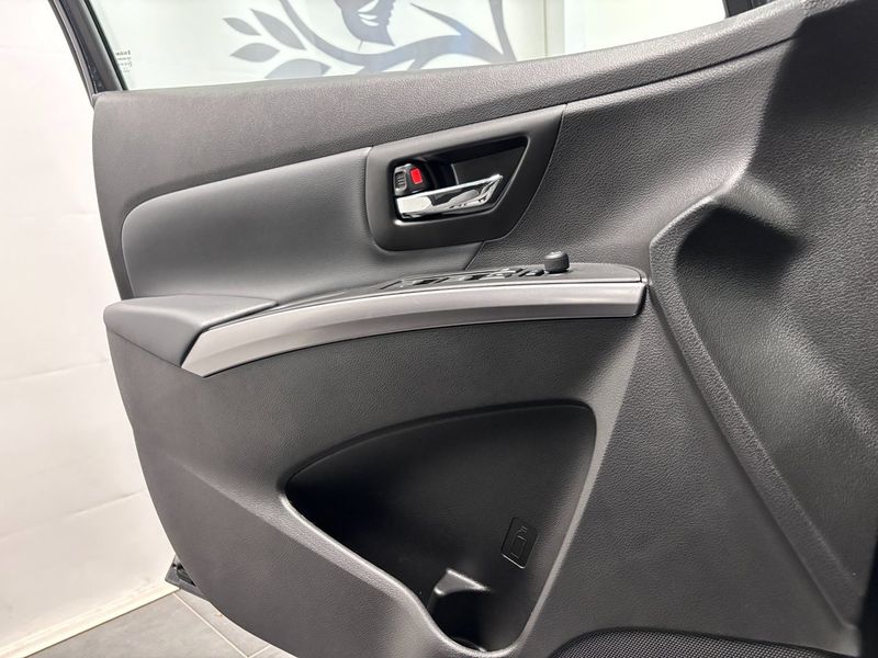 Suzuki S-CROSS bild 13
