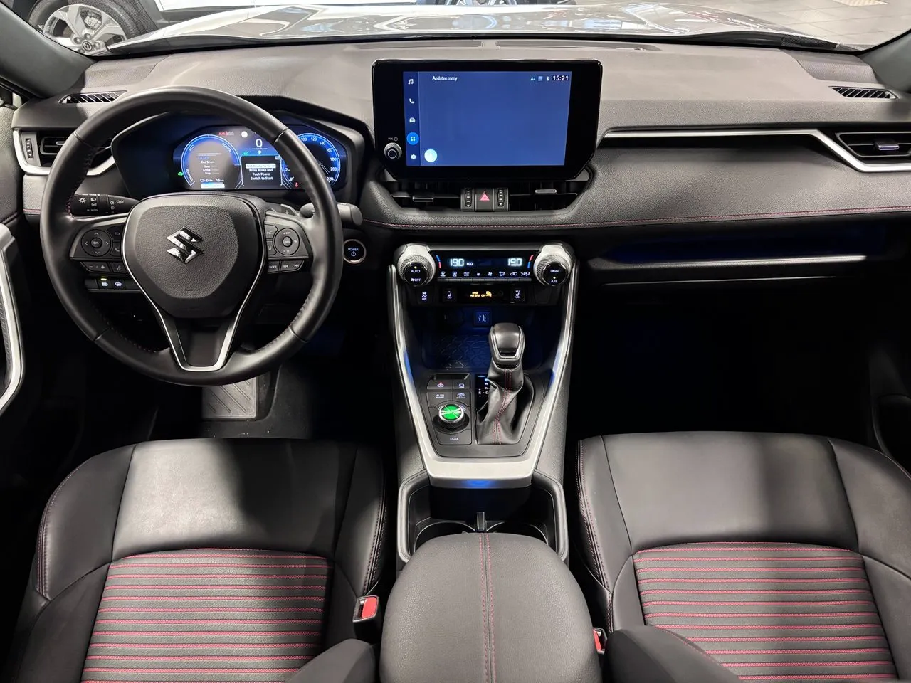 Vehicle image 6