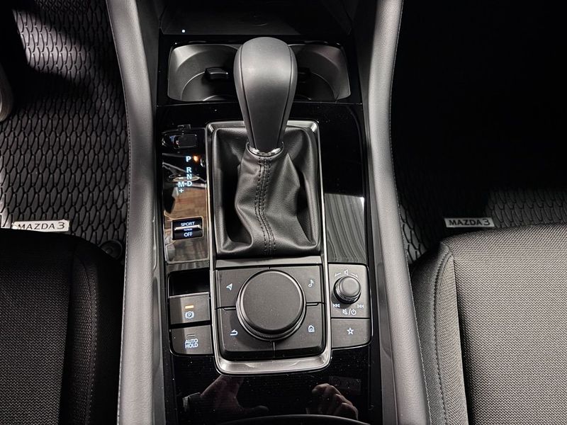 Mazda 3 bild 11