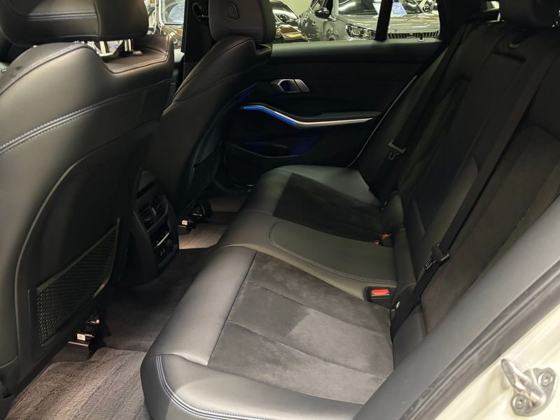 BMW 320 bild 6