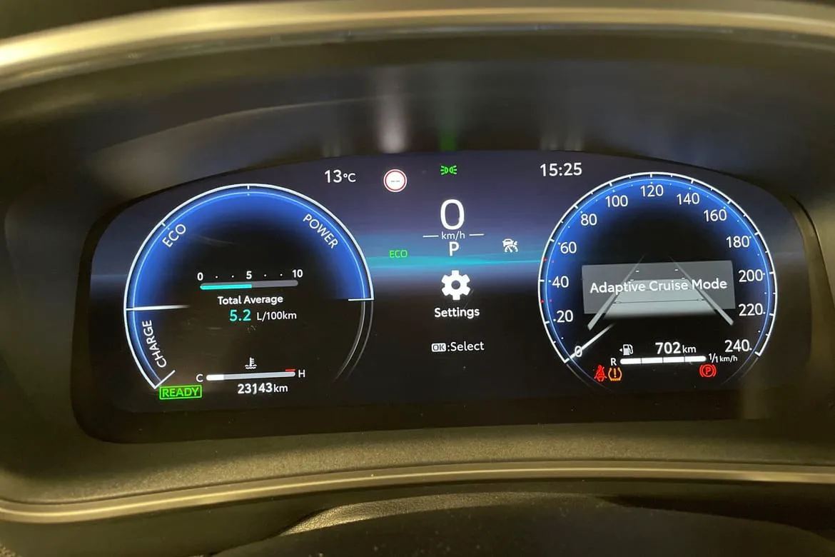Vehicle image 15
