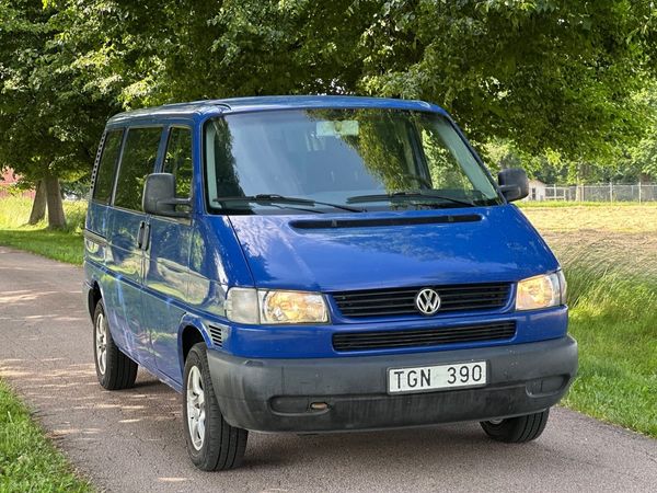 Volkswagen Caravelle 2.5 Euro 3 - 2002