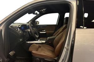 Mercedes GLB220 bild 7