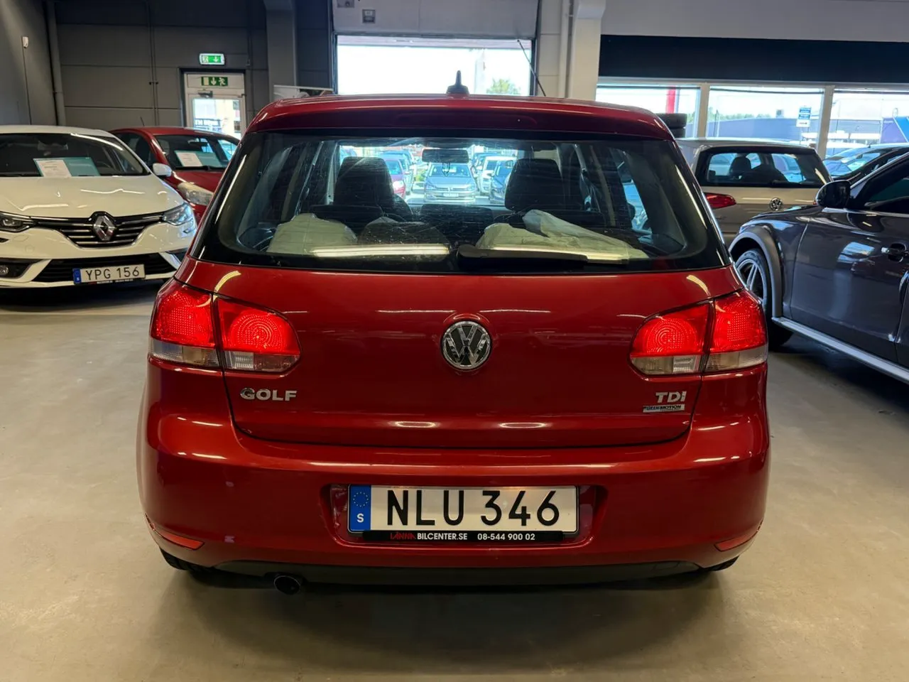 Vehicle image 8