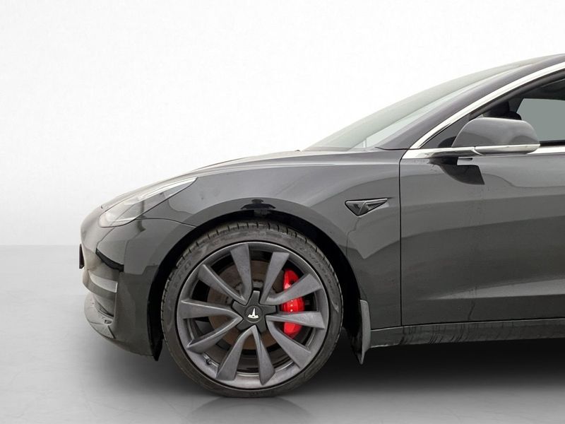 Tesla Model 3 bild 27