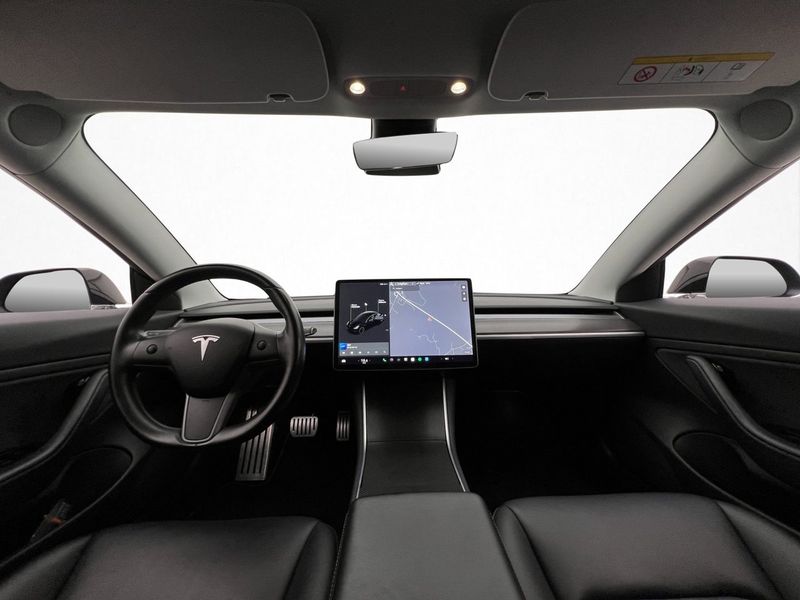 Tesla Model 3 bild 17
