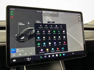 Tesla Model 3 bild 26
