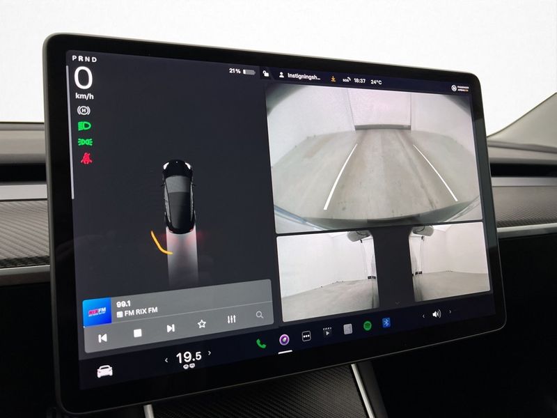 Tesla Model 3 bild 13