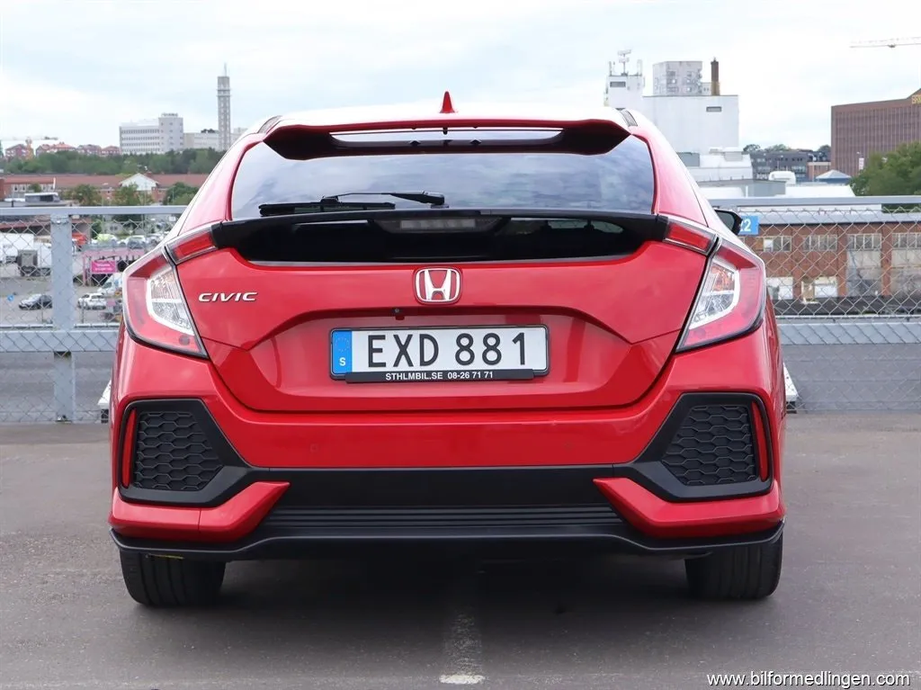 Vehicle image 21