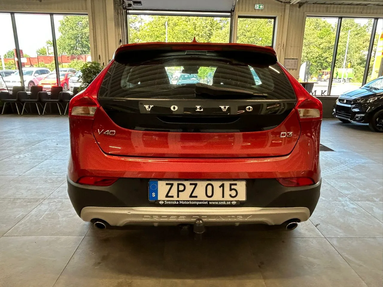 Vehicle image 7