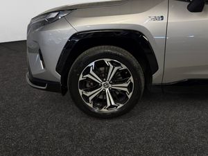 Toyota RAV4 bild 10