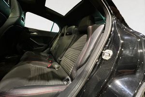Mercedes GLA200 bild 14