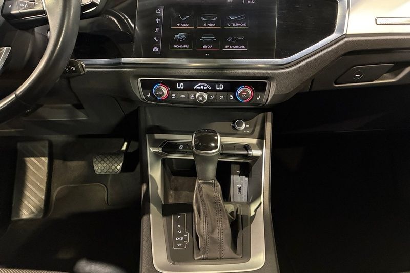 Audi Q3 bild 12