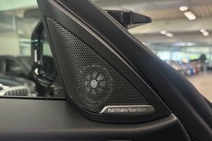 BMW i4 bild 15