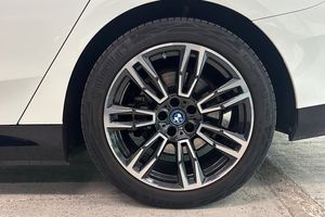 BMW 530 bild 16