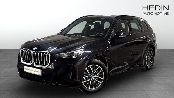 BMW X1 xDrive25e M Sport / Rattvärme /Drag / Fria Vinterhjul - 2025