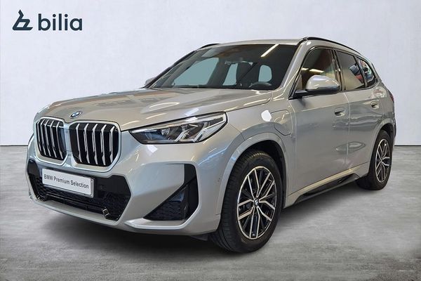 BMW X1 xDrive25e M Sport Värmare Navigation Adaptiv farth Drag - 2026