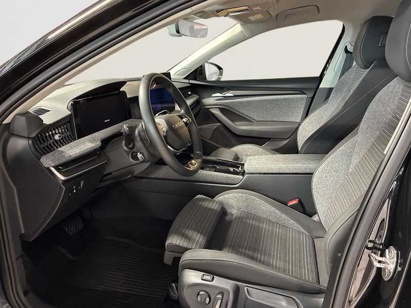 Skoda Superb bild 9