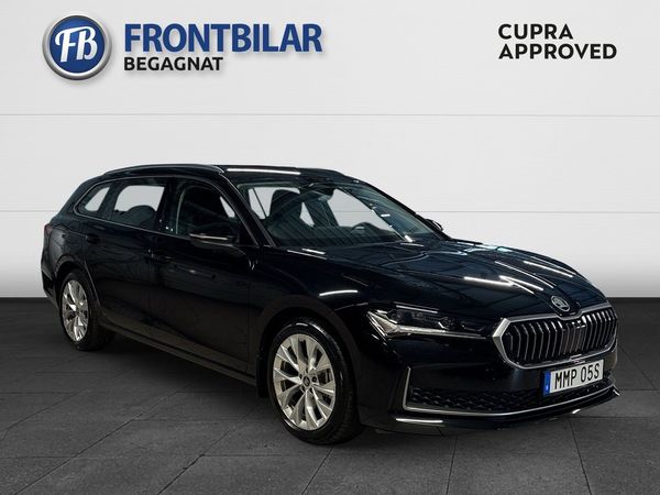 Skoda Superb iV Kombi /Drag/B-kamera/värmare/ - 2025