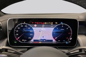 Mercedes GLC220 bild 10